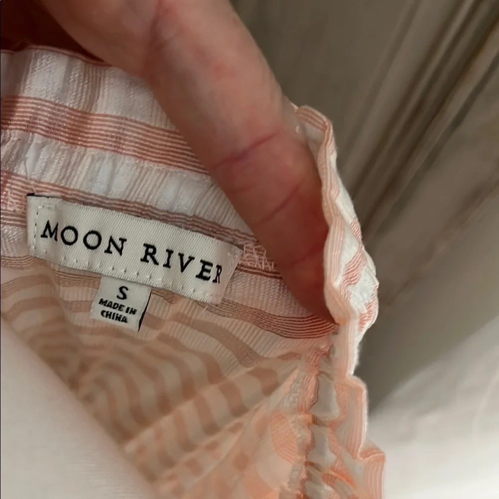 Moon River Peach Striped Midi Dress - Picture 2 of 11